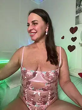 MIRA_ELLE webcam