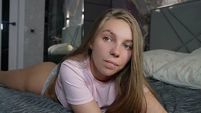 Justacuddlie1 webcam