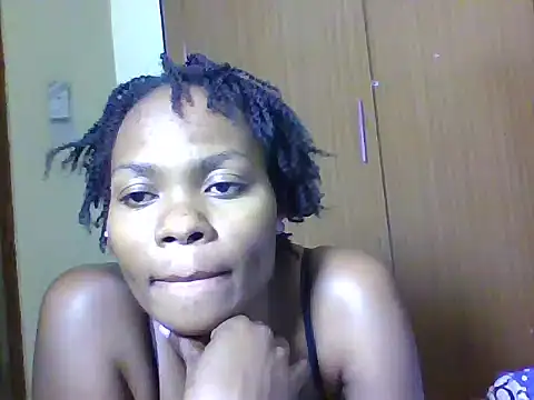 sexyebony13 webcam
