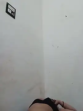 Karishma_bhabi3 webcam