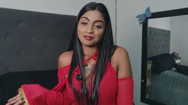 Delilah_Blazee webcam