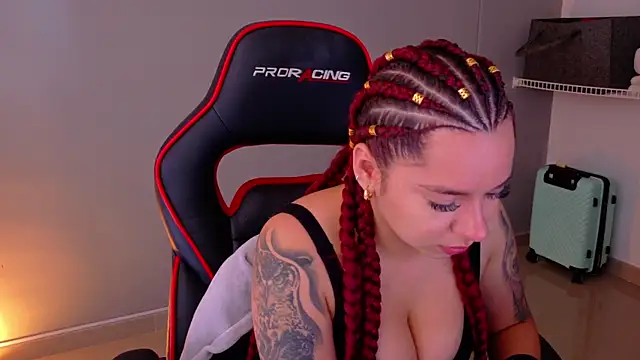 samantha_tattu webcam