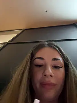 isabellaetthan (F young) - 🥵 Let Your Passion Make Me Creamy+ :gif