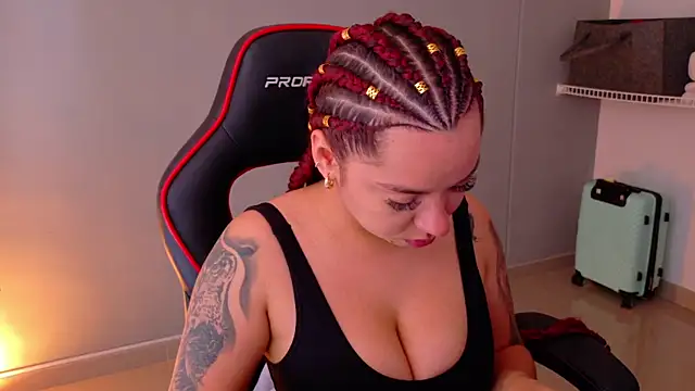 samantha_tattu webcam