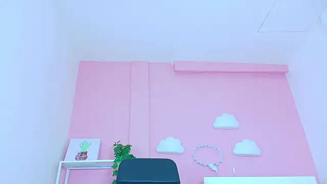 SeleneGibson__ webcam