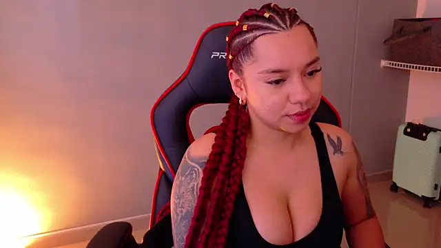 samantha_tattu webcam