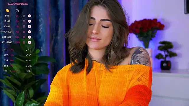 AishaSins webcam