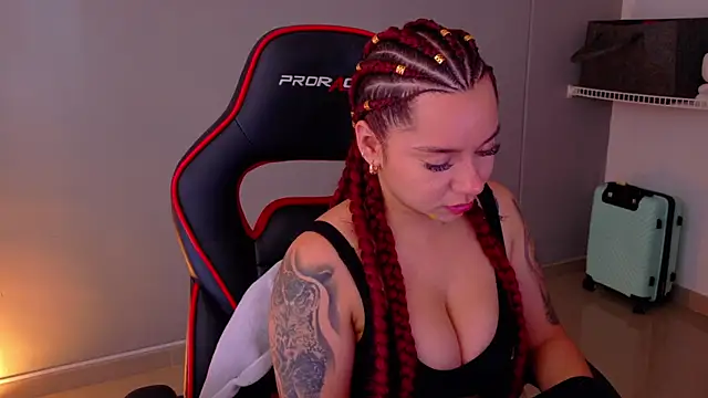 samantha_tattu webcam