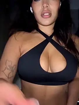 Risky_Workouts live sex cam