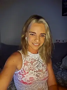 Amazing_Bella webcam