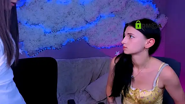 bella_dorn - Bella_dorn's free webcam - UK Sex Cams