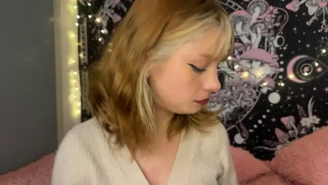ari_kat webcam