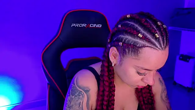 samantha_tattu webcam