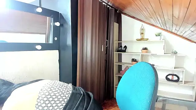 Tania_mature webcam