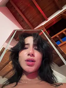 Ale_Lewis webcam