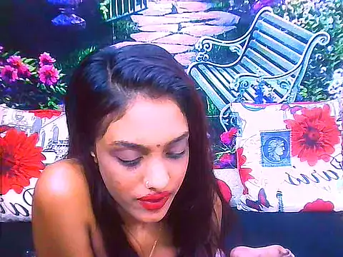 IndianPretty14u2Luv webcam
