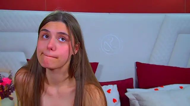 ArianaAllens webcam