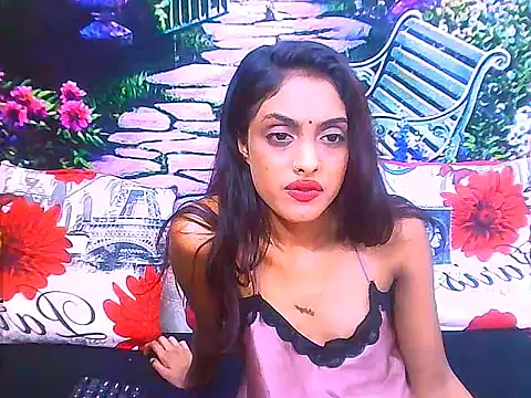 IndianPretty14u2Luv webcam