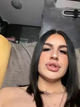 SelenaRhoades webcam