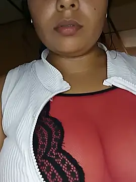 stefanie010 live sex cam
