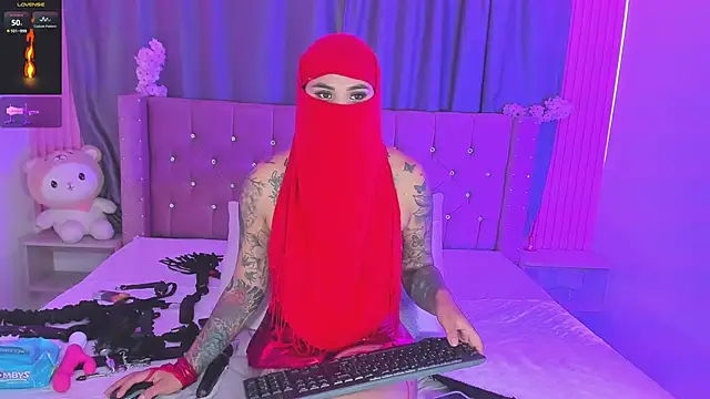 Nayla-Mouna webcam