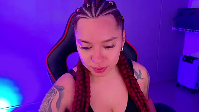 samantha_tattu webcam
