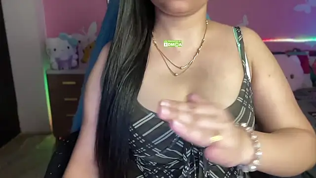 Kanika_9_ webcam