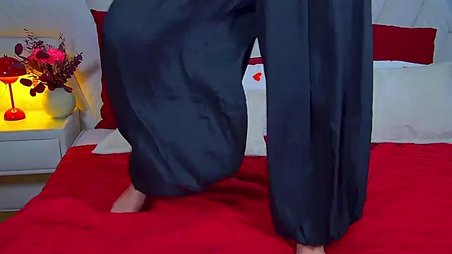 ArianaAllens webcam