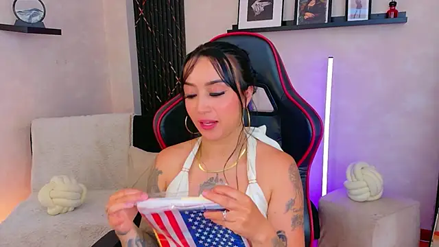 EmmyEvans1 webcam
