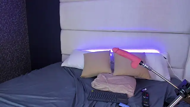 AmmyJones_ webcam
