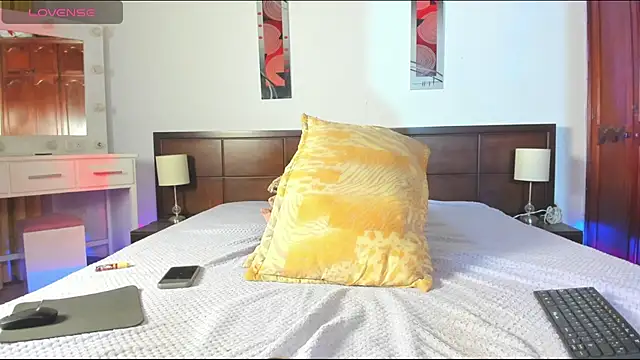 MiaMarin_hot webcam