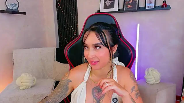 EmmyEvans1 webcam
