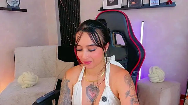 EmmyEvans1 webcam