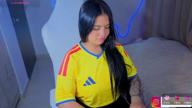 Victoryyy_ webcam