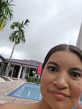 Pretty_Julieta webcam