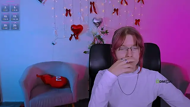 gloria_bubble webcam