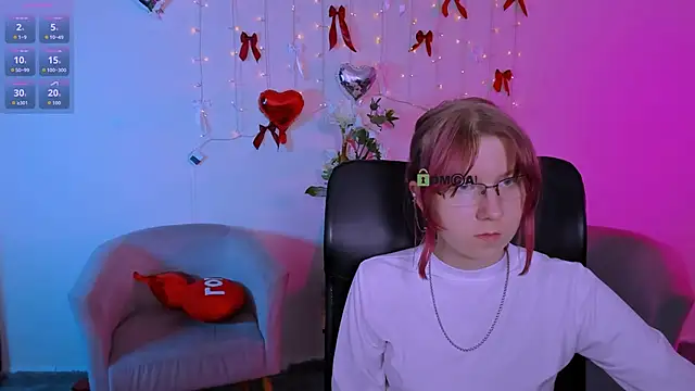 gloria_bubble webcam