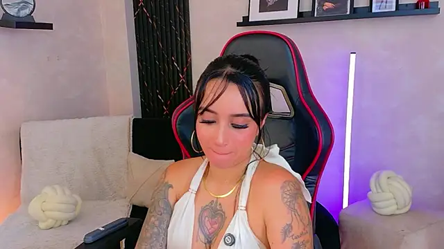 EmmyEvans1 webcam