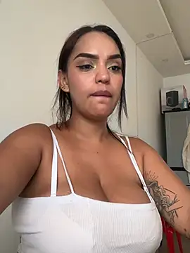 Sara-77 webcam