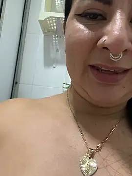 Abril_Luv webcam