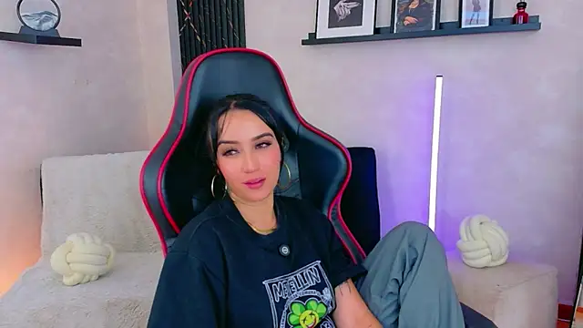 EmmyEvans1 webcam