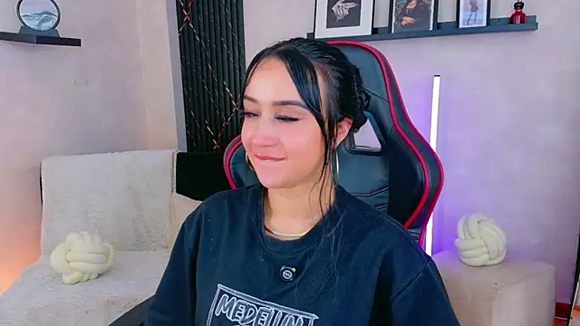 EmmyEvans1 webcam