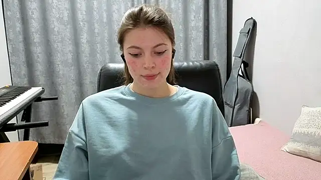 CutieAnny webcam