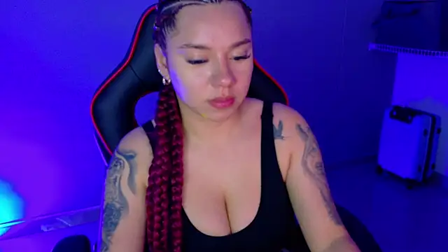 samantha_tattu webcam