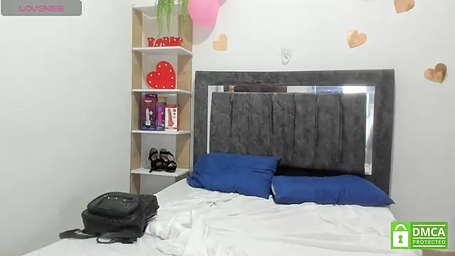 Grace_and_Milo webcam