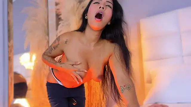 _BunnyNaugthy webcam