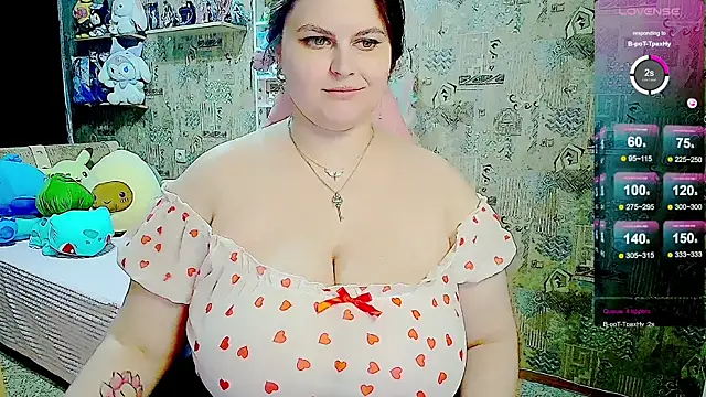 WhisperInTheDarkk webcam