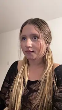 MiaPetit_ webcam