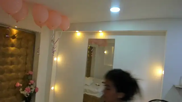 violet_giraldo webcam