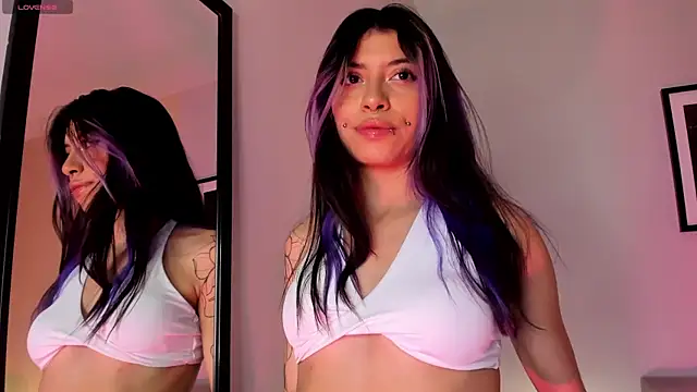 Violetta_Nur live sex cam
